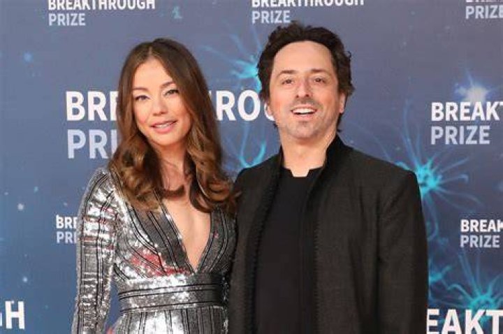 Sergey brin with his wife